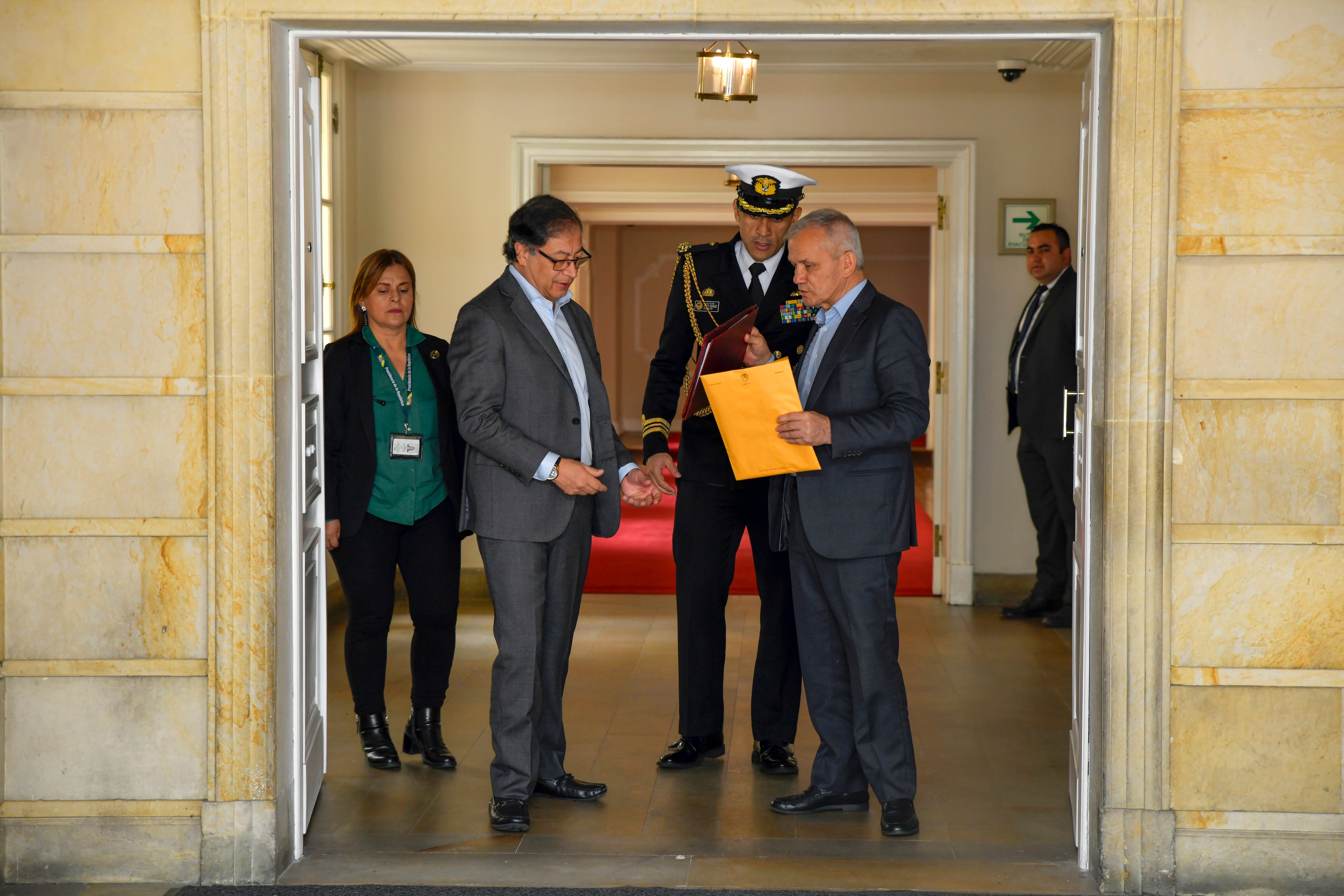 Gustavo Petro y Vladimir Fernández.