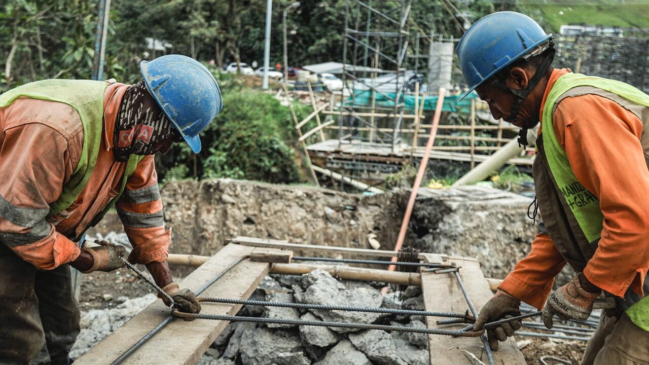 Ejecutan un plan de trabajo especial sobre la obra del intercambiador vial de Los Cedros en Manizales