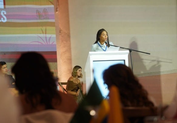 Gobernadora del Chocó denuncia parálisis económica y crisis humanitaria