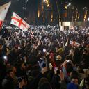 La oposición de Georgia se ha hecho sentir con manifestaciones en las calles. Foto: AFP.