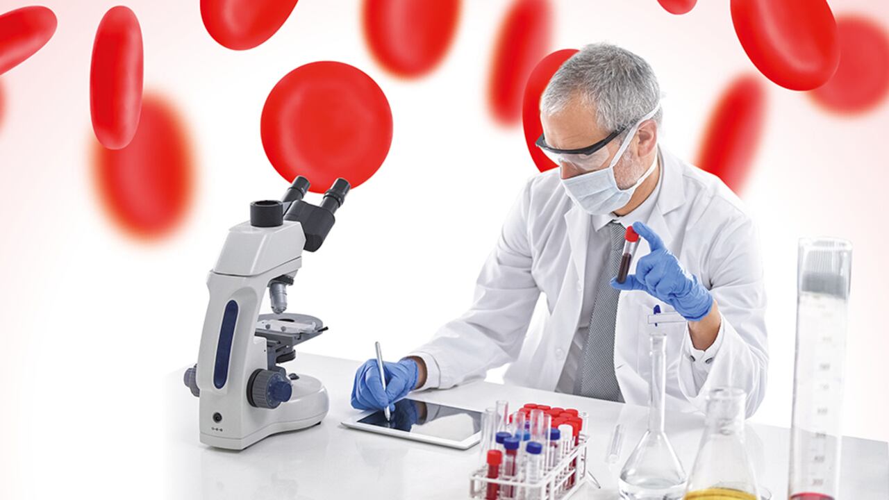 La prueba usa un algoritmo de aprendizaje automático, un tipo de inteligencia artificial que analiza datos de pequeños fragmentos de ADN libre de células (cfDNA) en la sangre de un individuo.