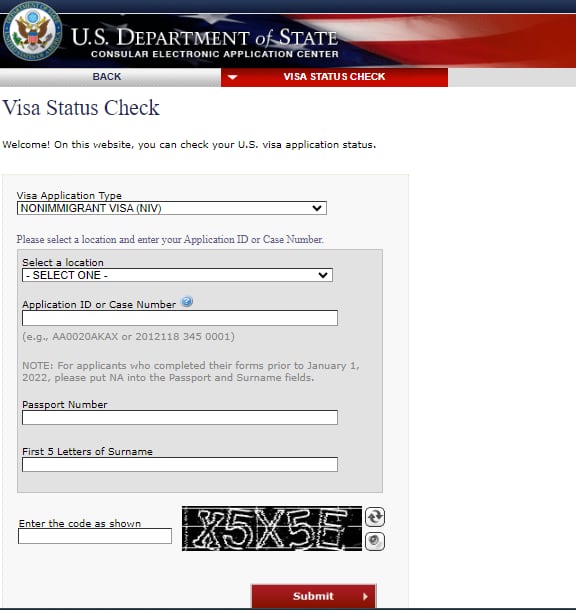 Debe ingresar a la página oficial en la sección de Verificación del estado de la visa