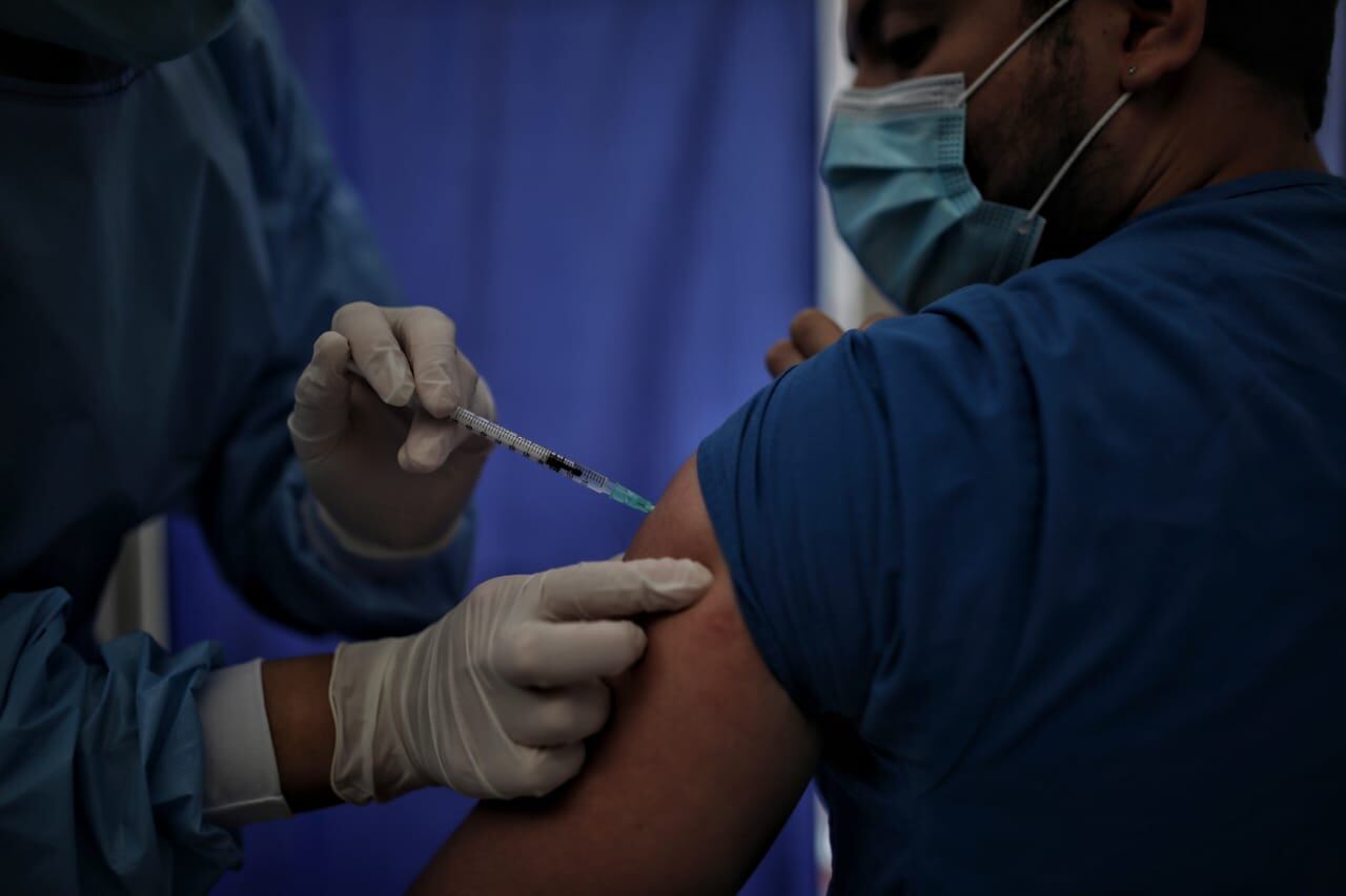 Primer día Jornada de vacunación contra Covid19 al  personal medico de primera linea