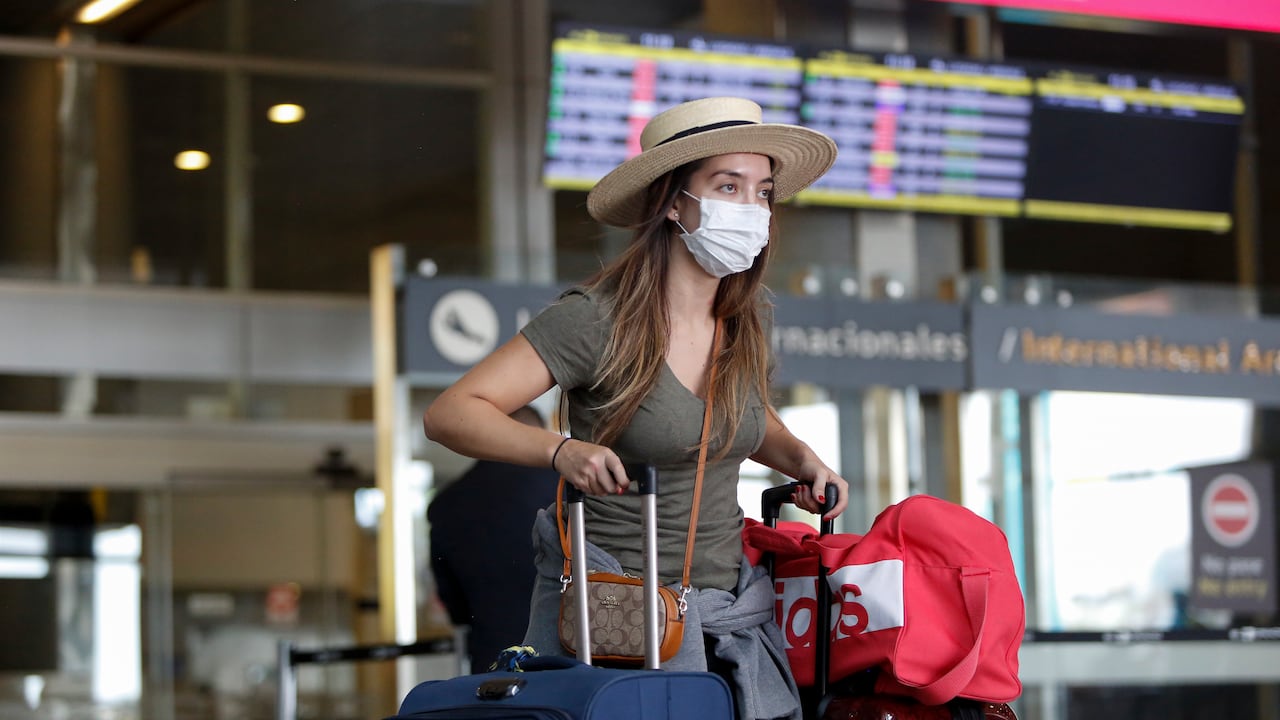 El aeropuerto de la capital del país contará con espacios especializados para descansar. Foto: Guillermo Torres Reina / Semana