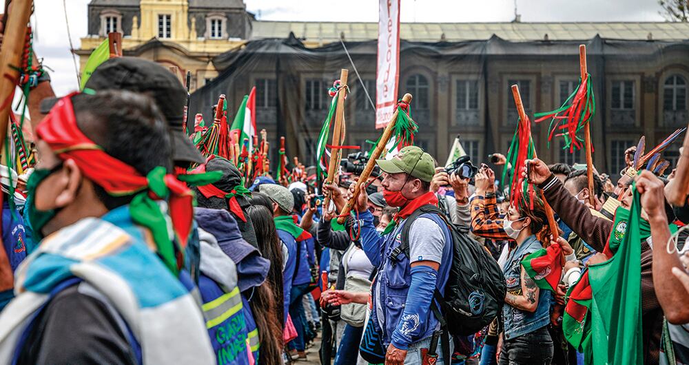 En las marchas de la minga del 19 de octubre de este año en Bogotá, los indígenas dieron ejemplo al protestar de manera pacífica y sin mayores contratiempos.  
