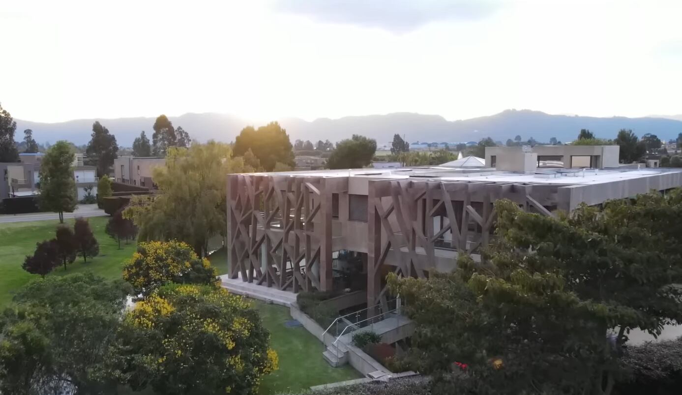 La lujosa mansión que cuesta $18.000 millones y está ubicada en Chía.