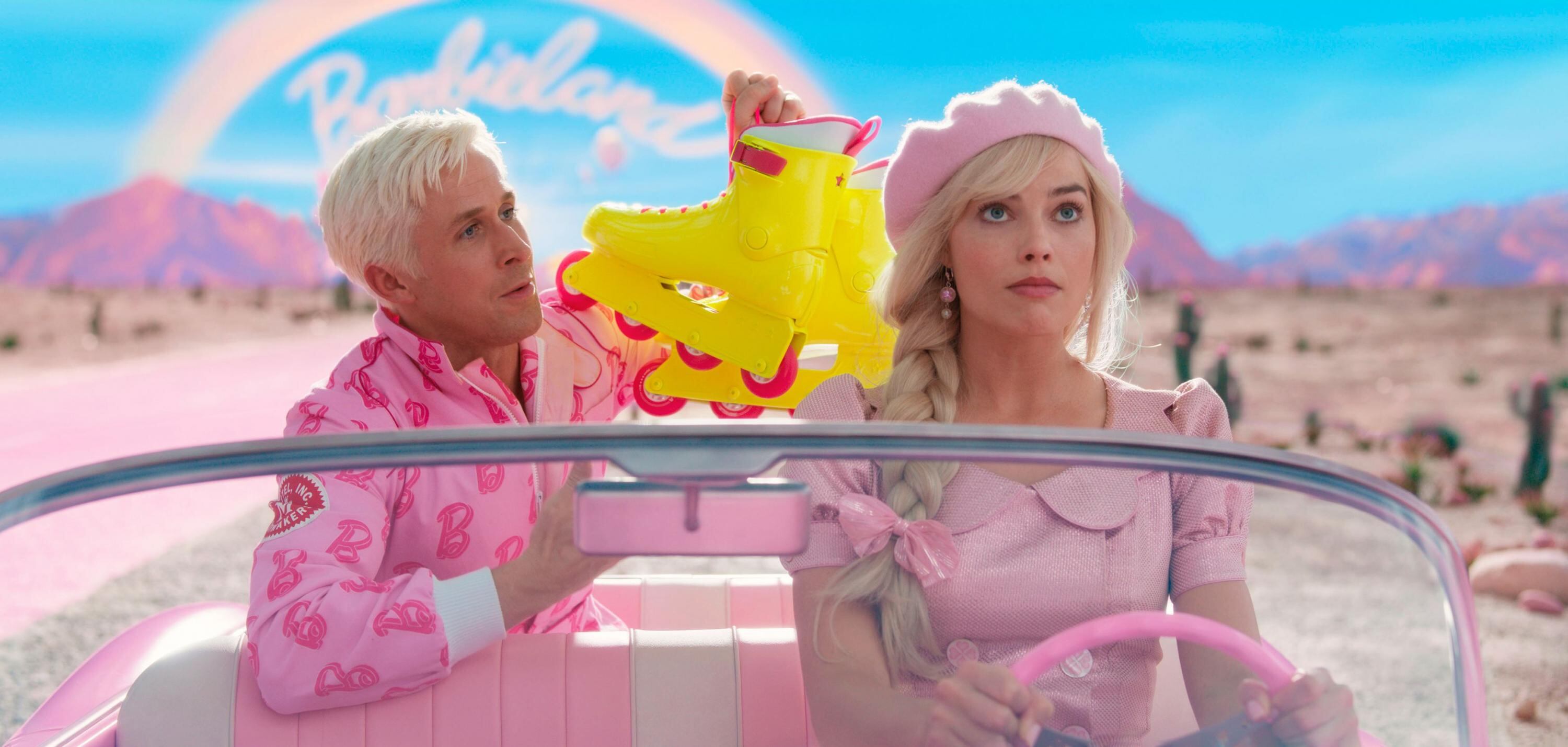 Warner Bros presentó el nuevo tráiler de la esperada película en live action 'Barbie'.