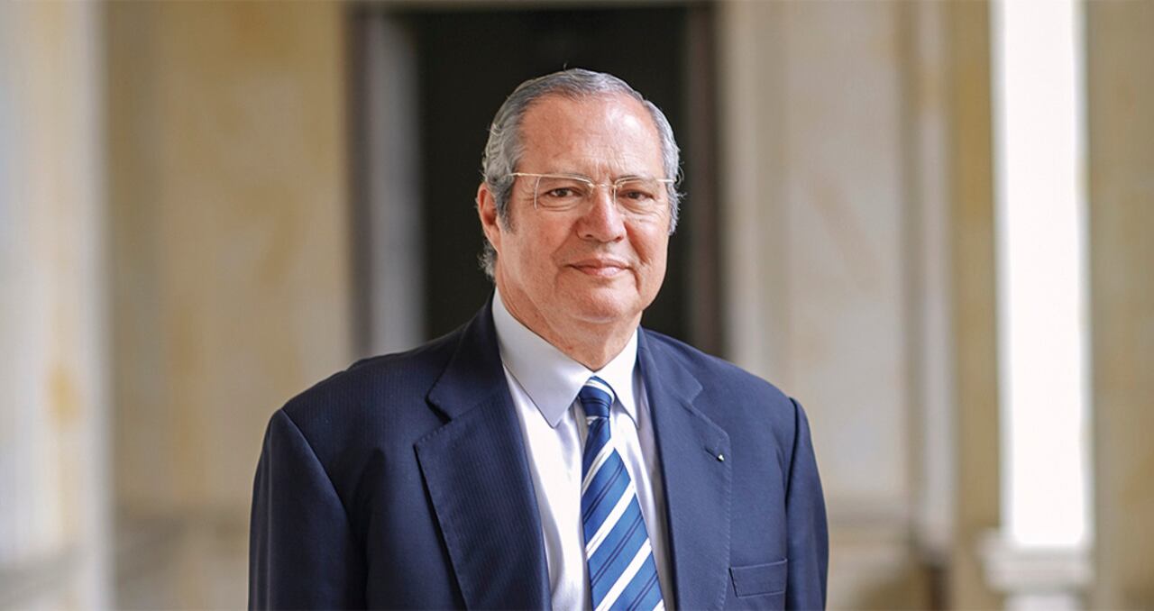 Sandra Ortiz le habría entregado 3.000 millones de pesos en efectivo a Iván Name, expresidente del Senado.