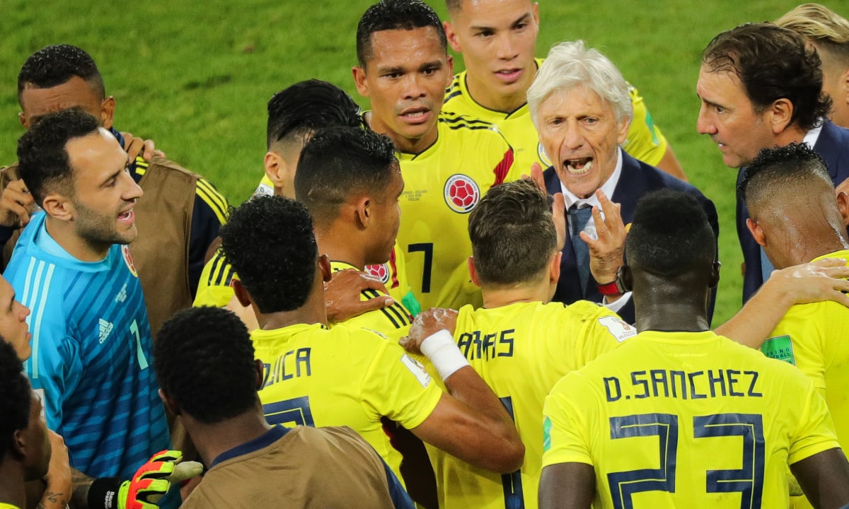 03 June 2018, Russia, Moscow: Soccer, FIFA World Cup, round of 16, Colombia vs England at the Spartak Stadium. Colombia's players Jose Pekerman (c) and his players. Photo: Christian Charisius/dpa (Photo by Getty Images/Christian Charisius/picture alliance)