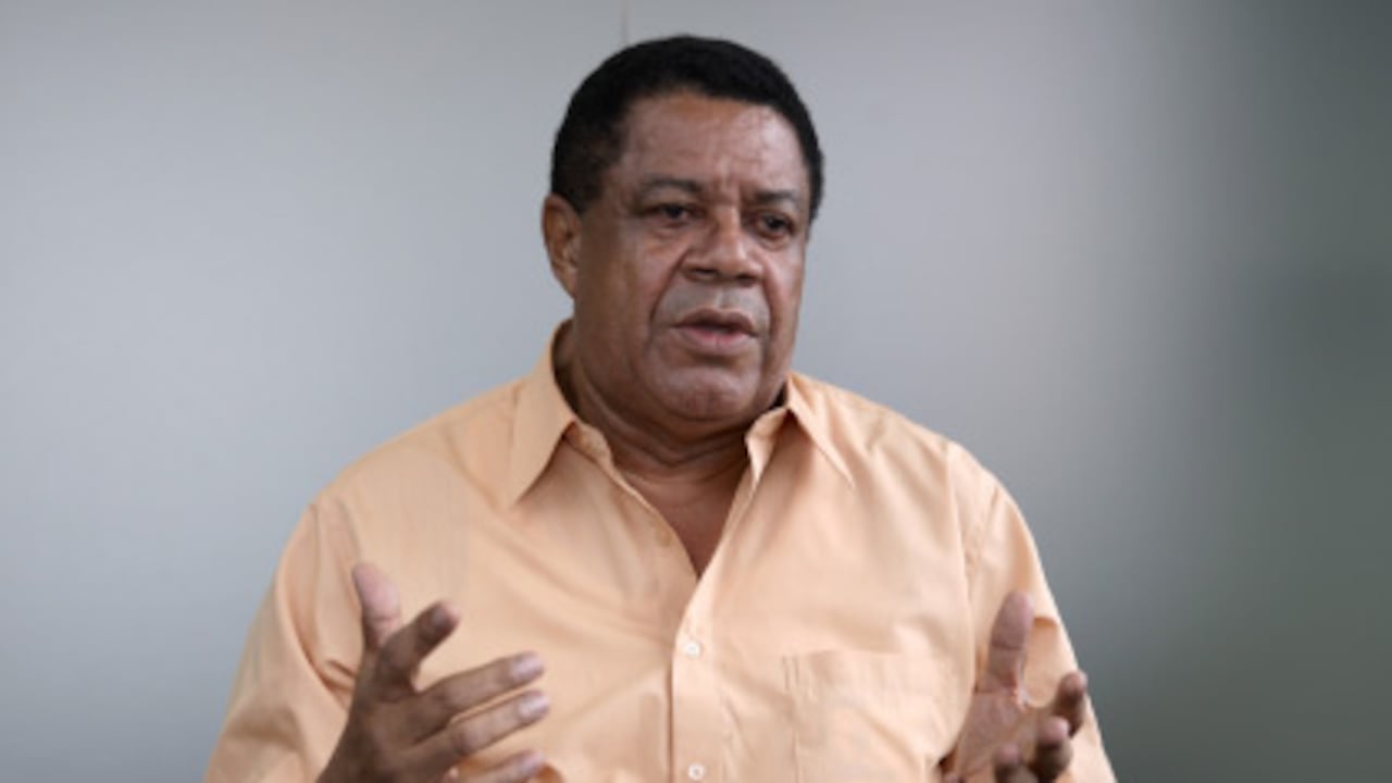 Campo Elías Terán Dix, alcalde de Cartagena, no ha corrido con suerte. Ha tenido tres crisis de gabinete, la incertidumbre apremia en La Heroica y ahora, el mandatario lleva casi un mes incapacitado por una delicada enfermedad. El futuro de la ciudad está en veremos.