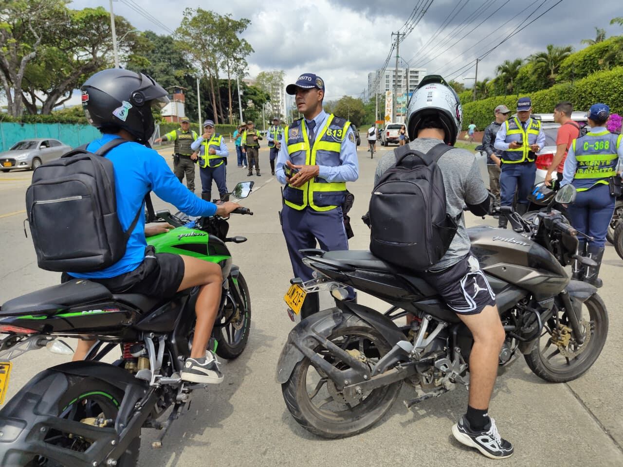 Controles en Pance y pico y placa en el Kilómetro 18.