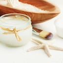 El tónico de agua de arroz ayuda a emparejar el tono de la piel.