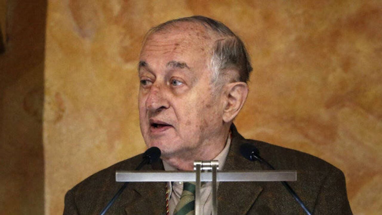 El escritor Juan Goytisolo en 2015 tras recibir el premio Cervantes. Foto: J. J. GUILLEN / POOL / AFP