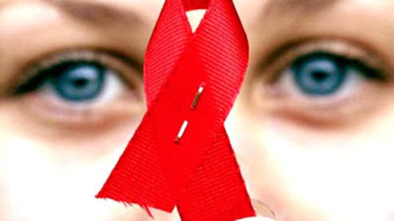 Onusida dice que la meta es que para el año 2020 estén diagnosticados el 90% de los portadores del virus y sean tratados, de tal manera que la circulación en la sangre sea indetectable en un 90 %.