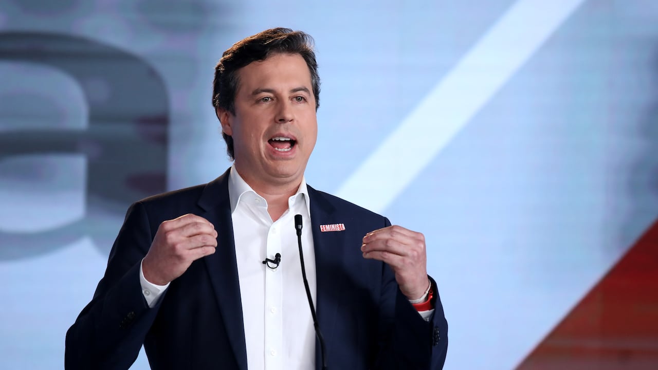 Juan Manuel Galán participa en El Debate junto a los candidatos de la Coalición Centro Esperanza.