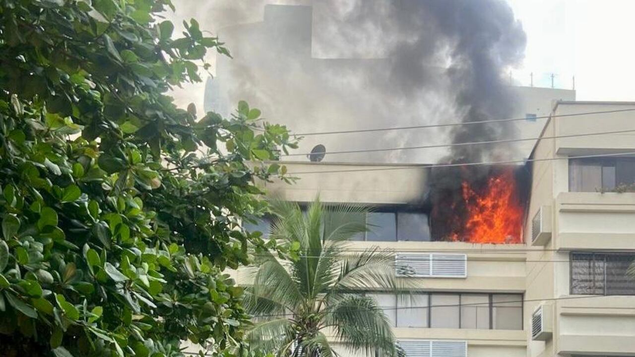 Incendio en un apartamento en el norte de Barranquilla.