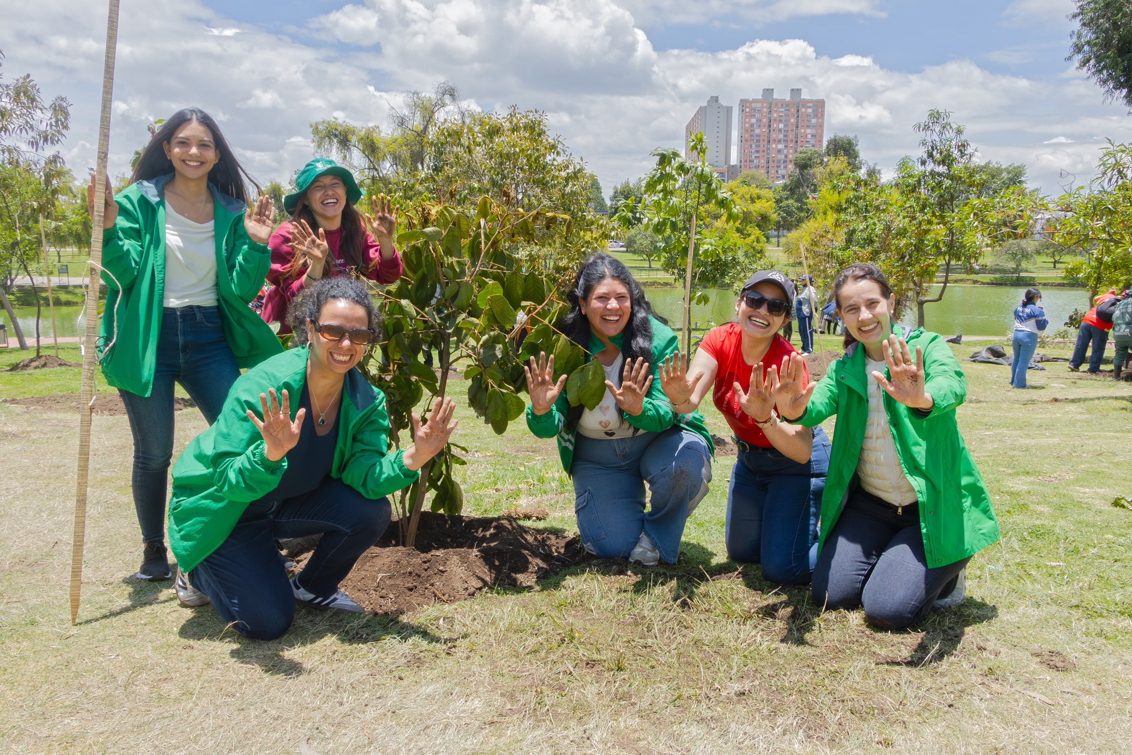 El trabajo contempla 1.278 operativos de control a fuentes móviles y 235 visitas de seguimiento a fuentes fijas industriales, actividades que se han realizado en los dos años de la actual administración.
