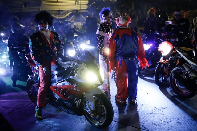 Motociclistas en Halloween