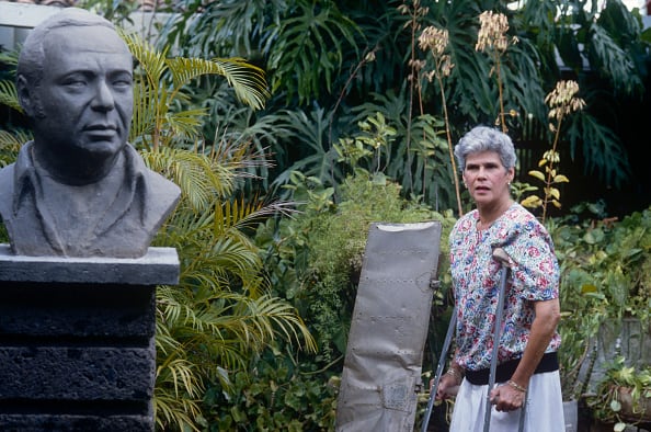 En Costa Rica residen como exiliados varios familiares de la expresidenta, entre ellos, su hijo, el periodista Carlos Fernando Chamorro Barrios y su hermana Cristiana, quien fue encarcelada en 2021 tras intentar postularse como candidata presidencial para competir con el mandatario Daniel Ortega en las elecciones de ese año.