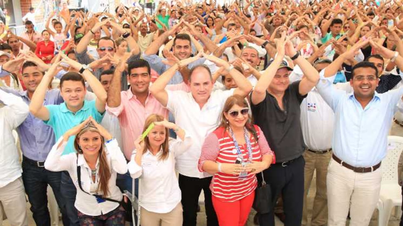 El vicepresidente Germán Vargas Lleras y la ministra de Vivienda, Elsa Noguera, lideran las políticas que buscan que cada vez más colombianos sean propietarios y que la dinámica de la construcción no se detenga.
