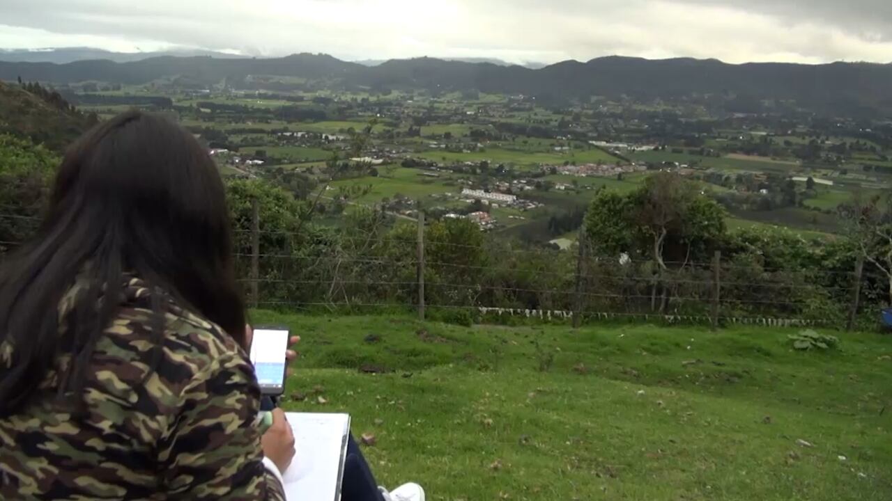 La iniciativa de puntos digitales busca mitigar la deserción escolar por falta de acceso a internet, y crear espacios de esparcimiento entre los jóvenes y habitantes del municipio.