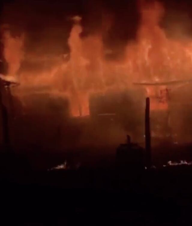 La estructura quedó reducida a cenizas