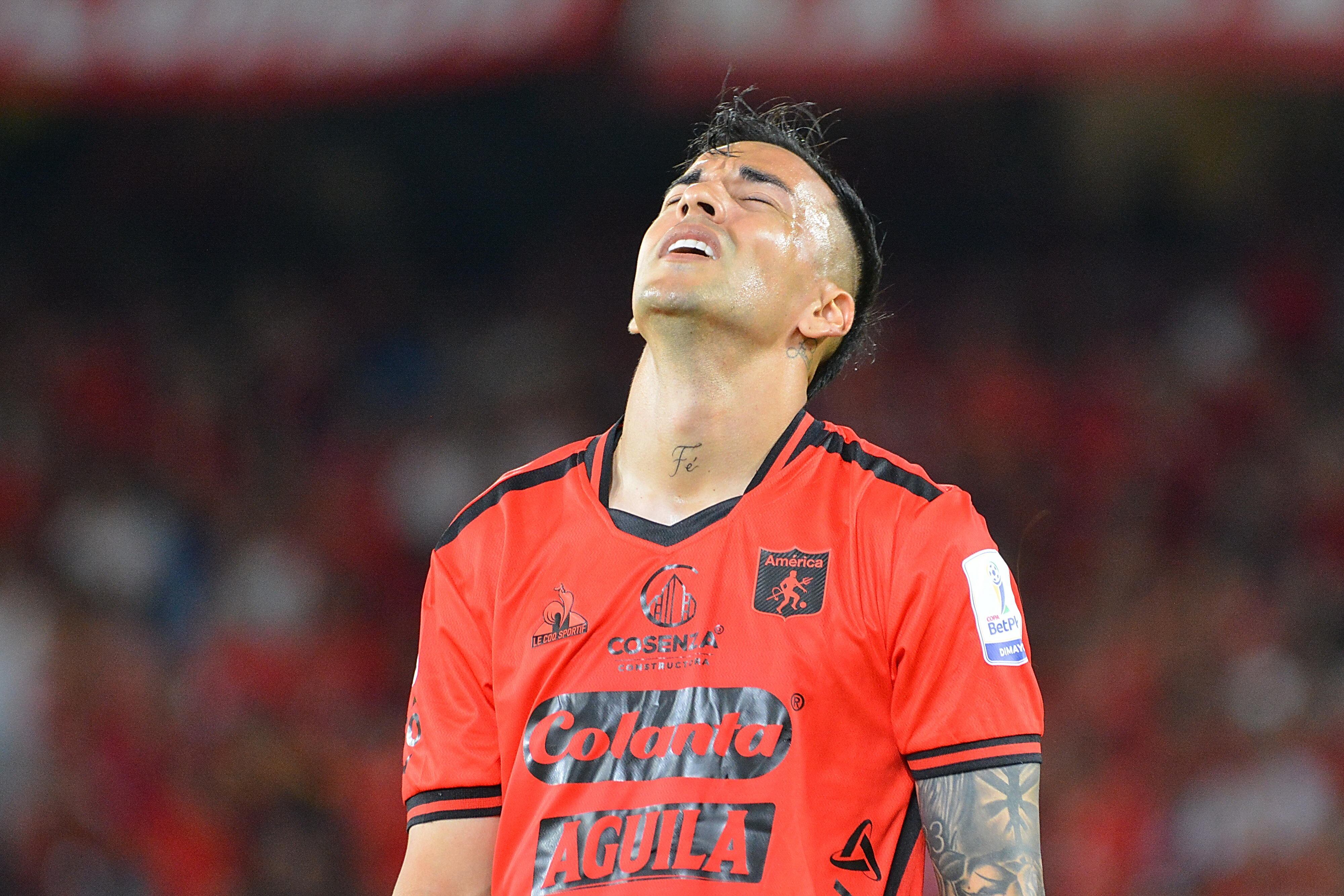 América de Cali perdió el duelo contra el Atletico Nacional 3 goles por 1 en el estadio Pascual Guerrero de Cali