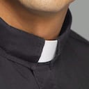 Además, en España, el sacerdote estaría involucrado en actos de pedofilia que no se habrían investigado.