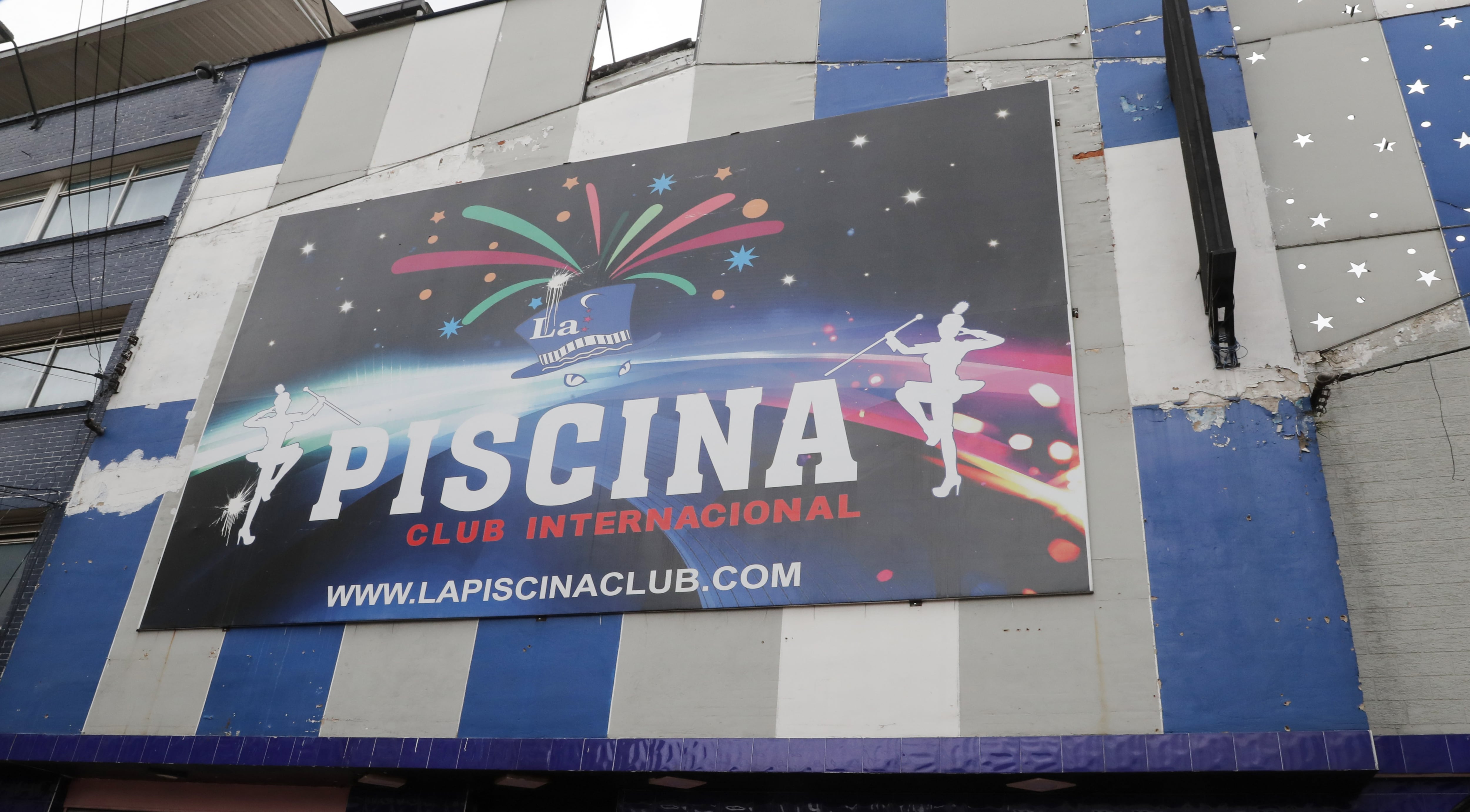 La Piscina con el sello extinción de dominio