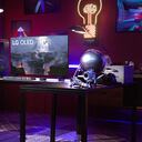 Los televisores OLED de LG están fabricados con fibras de carbono, lo que hace que sean un 32 por ciento más ligeros.