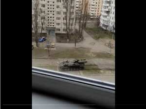 Tropas rusas se toman Kiev.