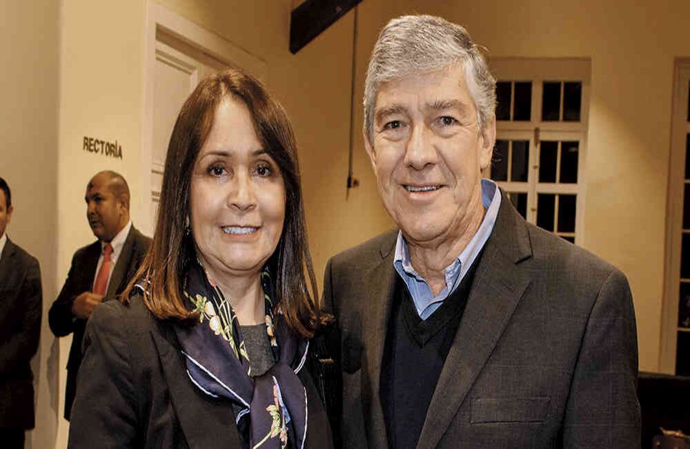 María Clara de Villegas y Fabio Villegas.