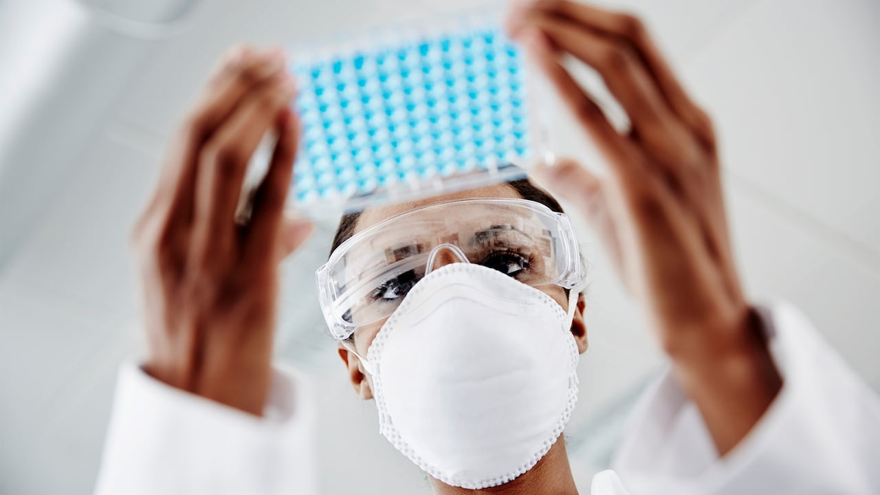 La presencia de mujeres en cargos directivos de la industria farmacéutica ha aumentado en las últimas décadas de manera significativa.