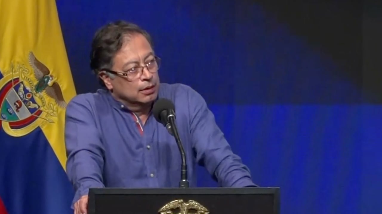 Gustavo Petro durante el Congreso de la Andi.