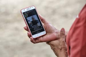 Ana Gutiérrez, la madre del intendente Luis Alberto Sabi Gutiérrez, asesinado en Huila