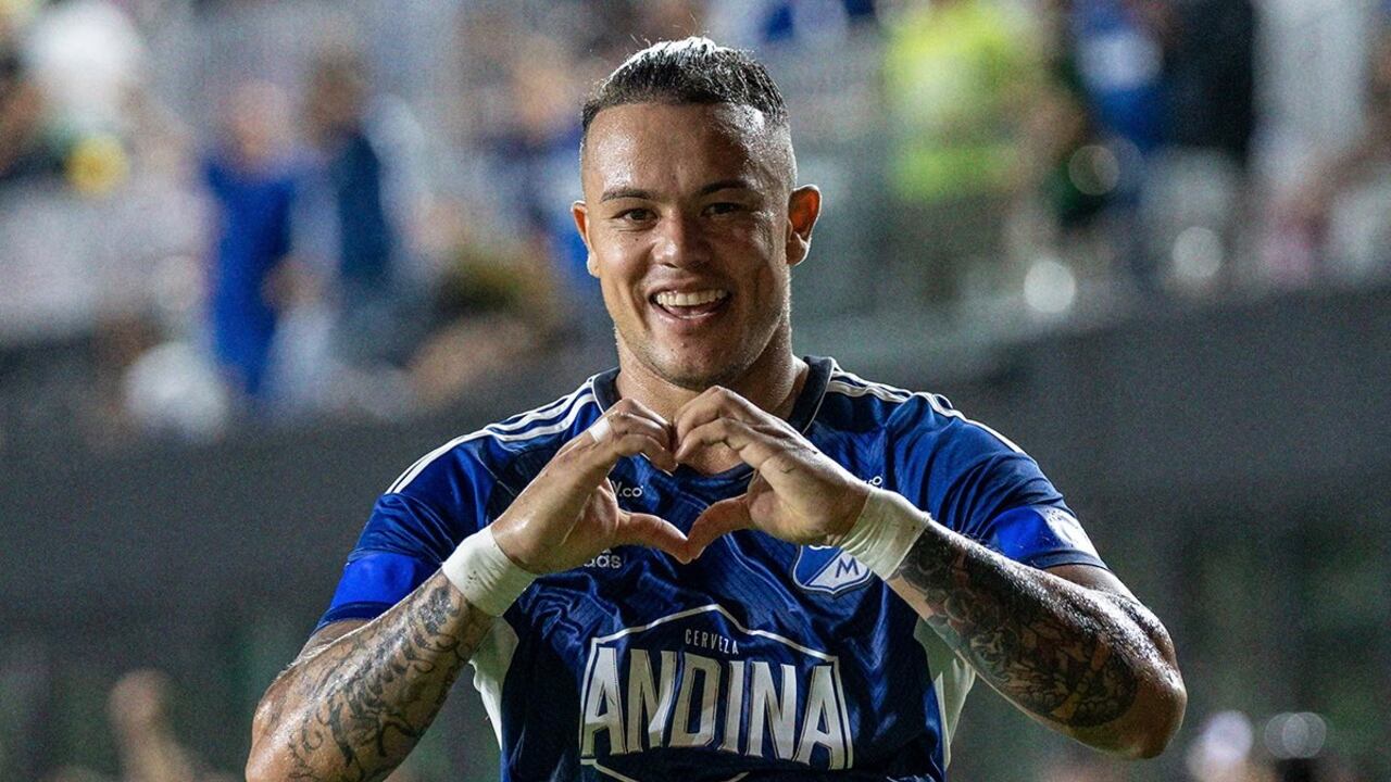 Leonardo Castro marcó el gol de la victoria azul frente a Nacional, en amistoso.