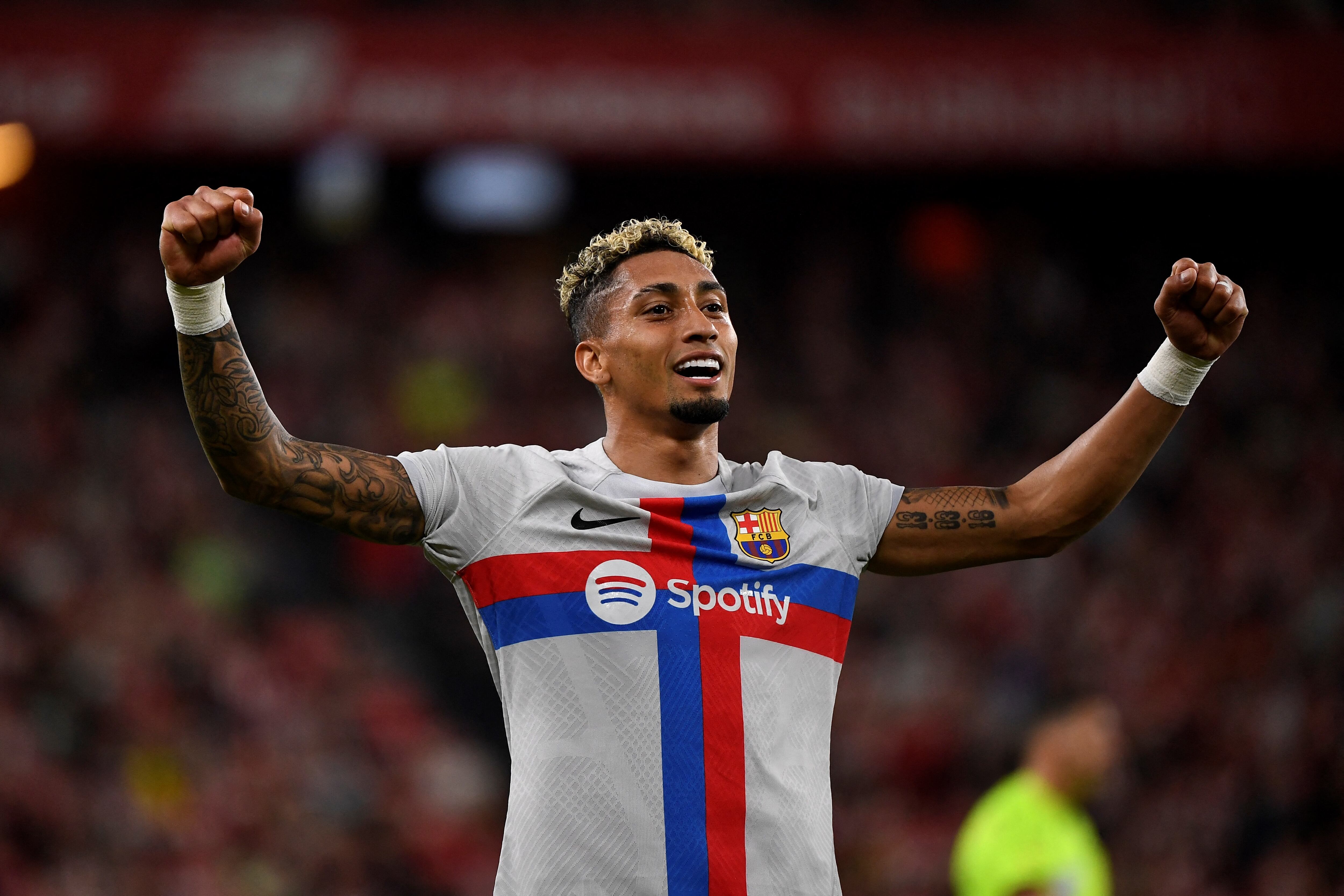 Col gol de Raphinha, Barcelona ganó en condición de visitante y sigue puntero. Foto: AFP.