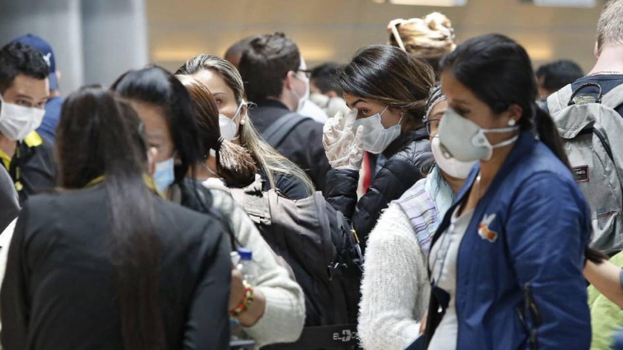 Según la cartera de Salud, hay un total de 2.569.314 casos acumulados desde que comenzó la pandemia el 6 de marzo de 2020.(Foto: Guillermo Torres / Semana)