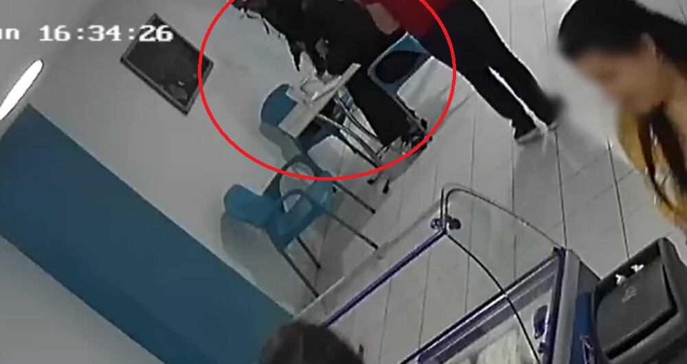 Ladrón intimida con una pistola a una monja en Bello, Antioquia.