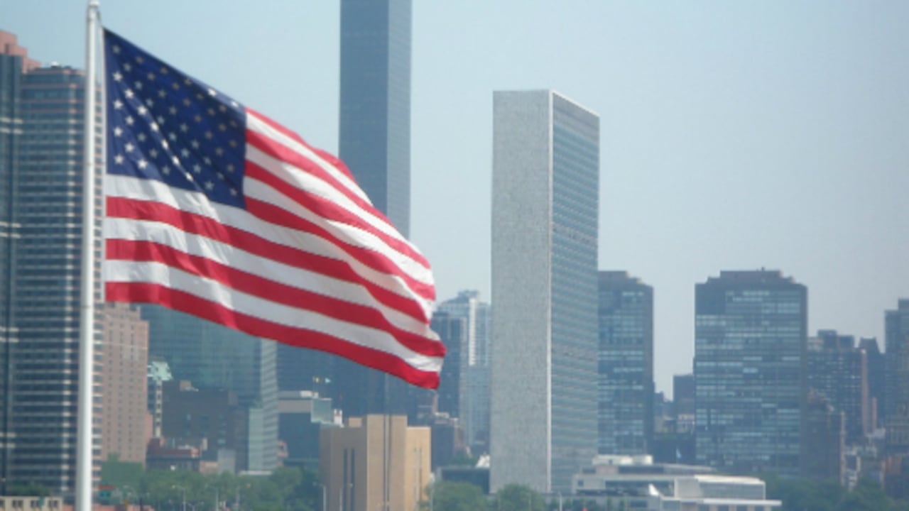 La economía estadounidense creció 5% en el tercer trimestre de este año, cifra superior no sólo al mismo período de 2013, sino al trimestre comprendido entre mayo y junio de 2014.