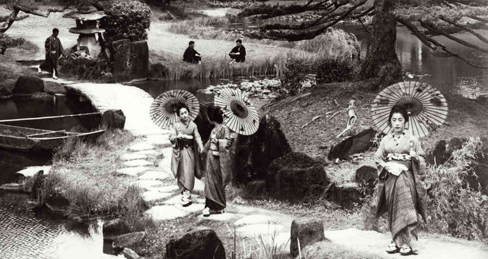 Con la era Meiji llegó la apertura económica de Japón, la industria se fortaleció y se comenzó a construir el país nipón que hoy conocemos.