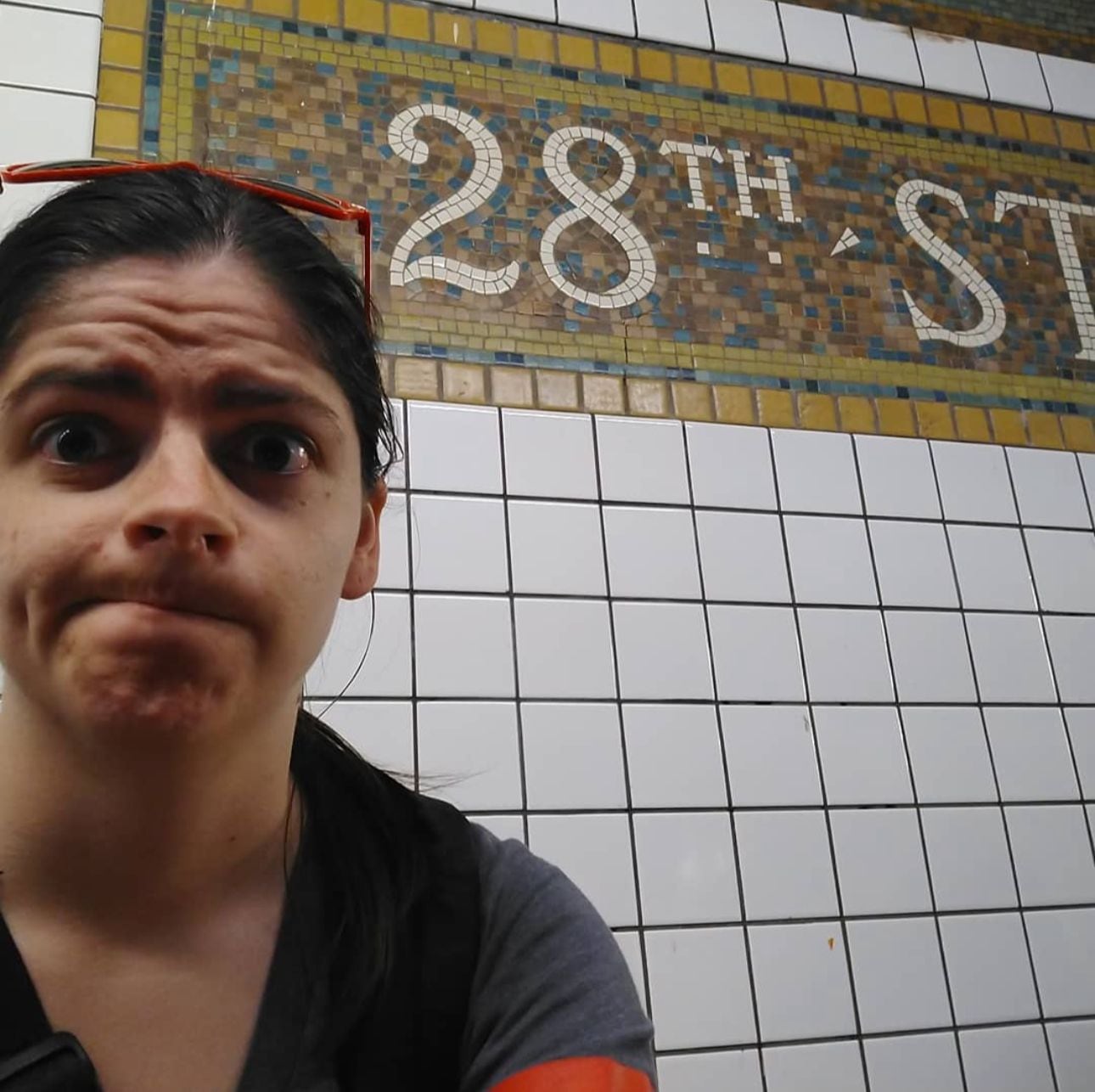 La mujer dejó de ver a sus amigos y tuvo problemas para conseguir pareja