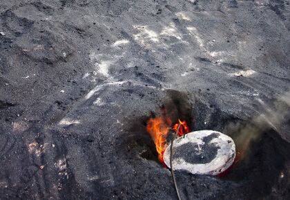 Los precios del oro a nivel internacional impulsaron la exploración y producción de las grandes mineras del mundo en Colombia. También se produjo más carbón, mientras que en hidrocarburos se hicieron hallazgos importantes. 