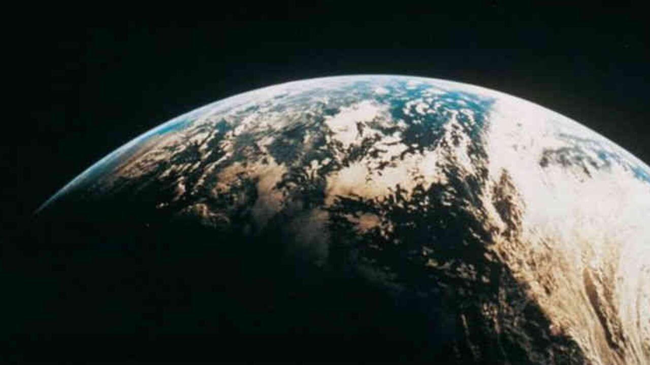 Más de un centenar de objetos espaciales desmantelados ocupan ese vertedero en el que se encuentran, entre otros, fragmentos de satélites y de la estación espacial Mir.