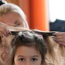 La longitud del cabello podría influir en la apariencia de edad de una persona / Imagen de referencia (AP Photo/Darko Vojinovic)