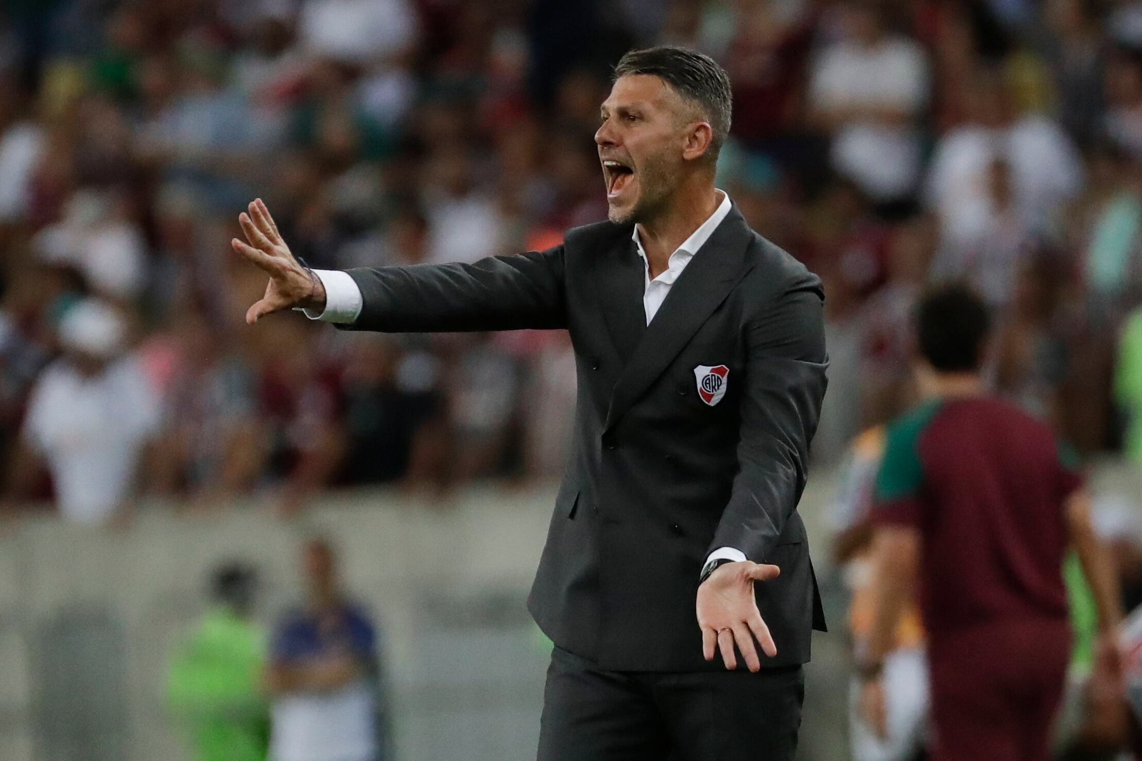 Coach Martín Demichelis of Argentina's River Plate reacts during a Copa Libertadores group D soccer match against Brazil's Fluminense at Maracana stadium in Rio de Janeiro, Brazil, Tuesday, May 2, 2023. (AP Photo/Bruna Prado)