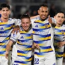Jugadores de Boca celebran el pase a cuartos