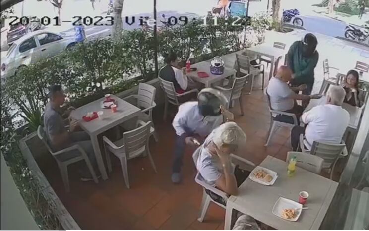 Los delincuentes lograron robar más de cinco millones entre dinero, celulares y joyas.