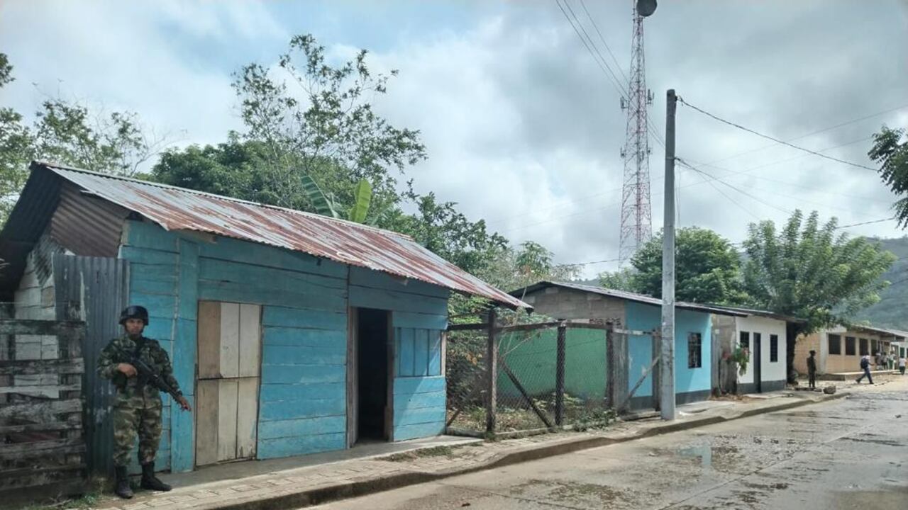 Comunidad en El Bagre vive en medio del temor por el accionar de grupos armados ilegales.