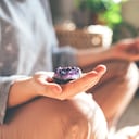 La meditación es fundamental para atraer las buenas energías.
